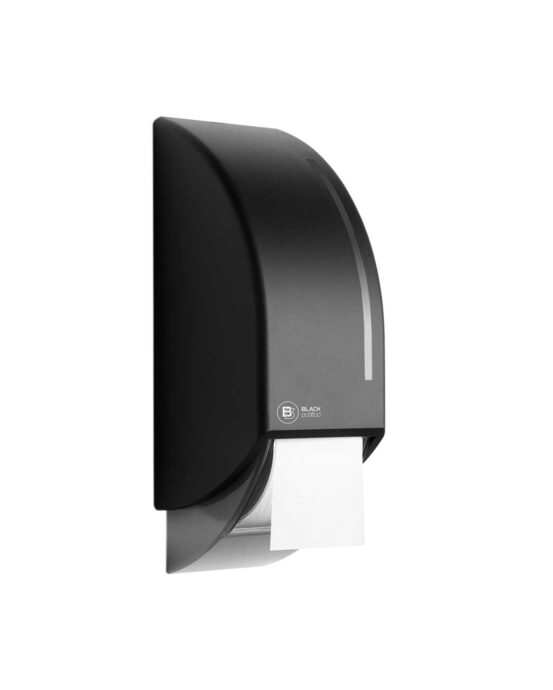 BlackSatino-WC-paperiannostelija järjestelmärullille. Annostelija kuvattuna viistosti edestä. Musta värivaihtoehto. Tuotenumero: 331950.