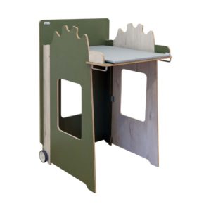 Novosan, Timkid portabelt skötbord, MOWI. Produktnummer: T100201. Färgalternativ: grön (moos) / ljusgrått. Material: Plywood med högtryckslaminat.